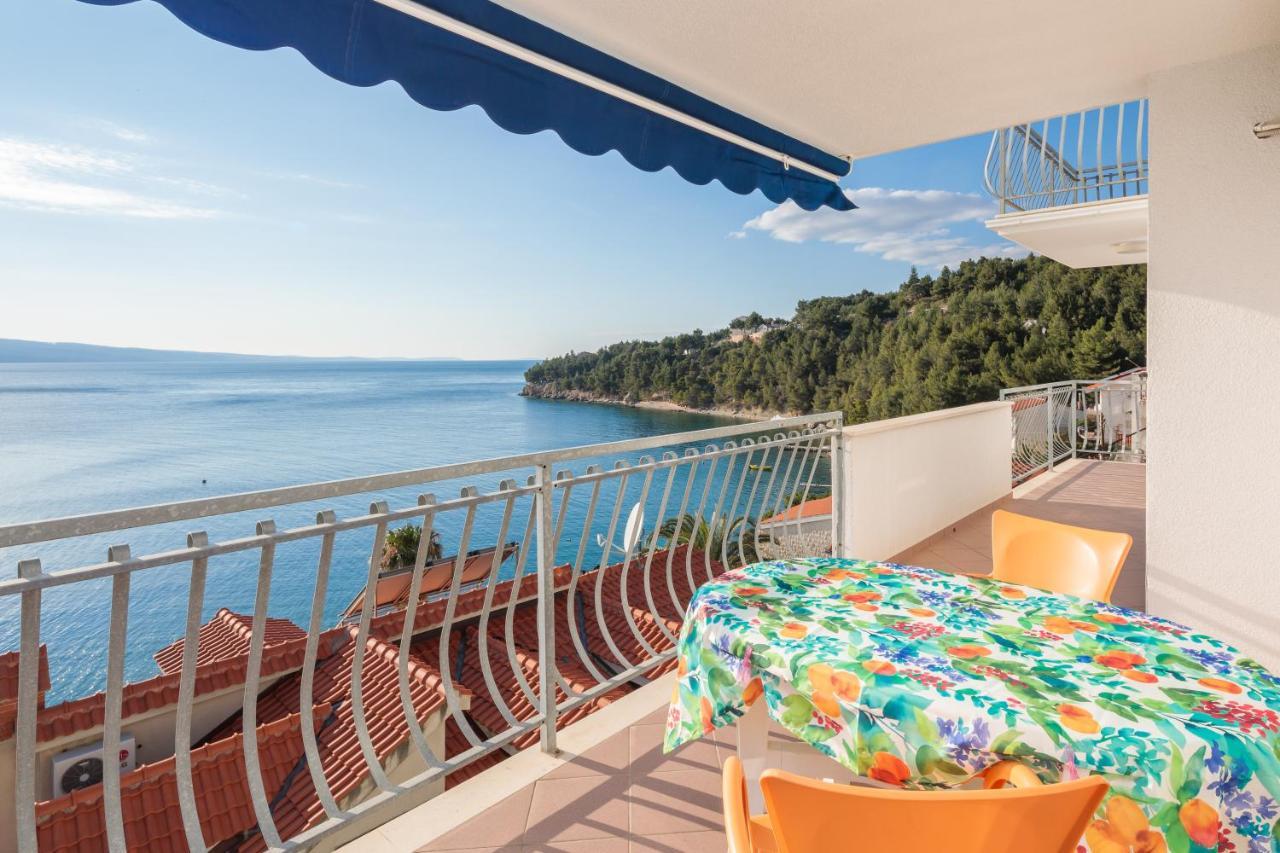 Beach Penthouse Diamond 오미스 외부 사진