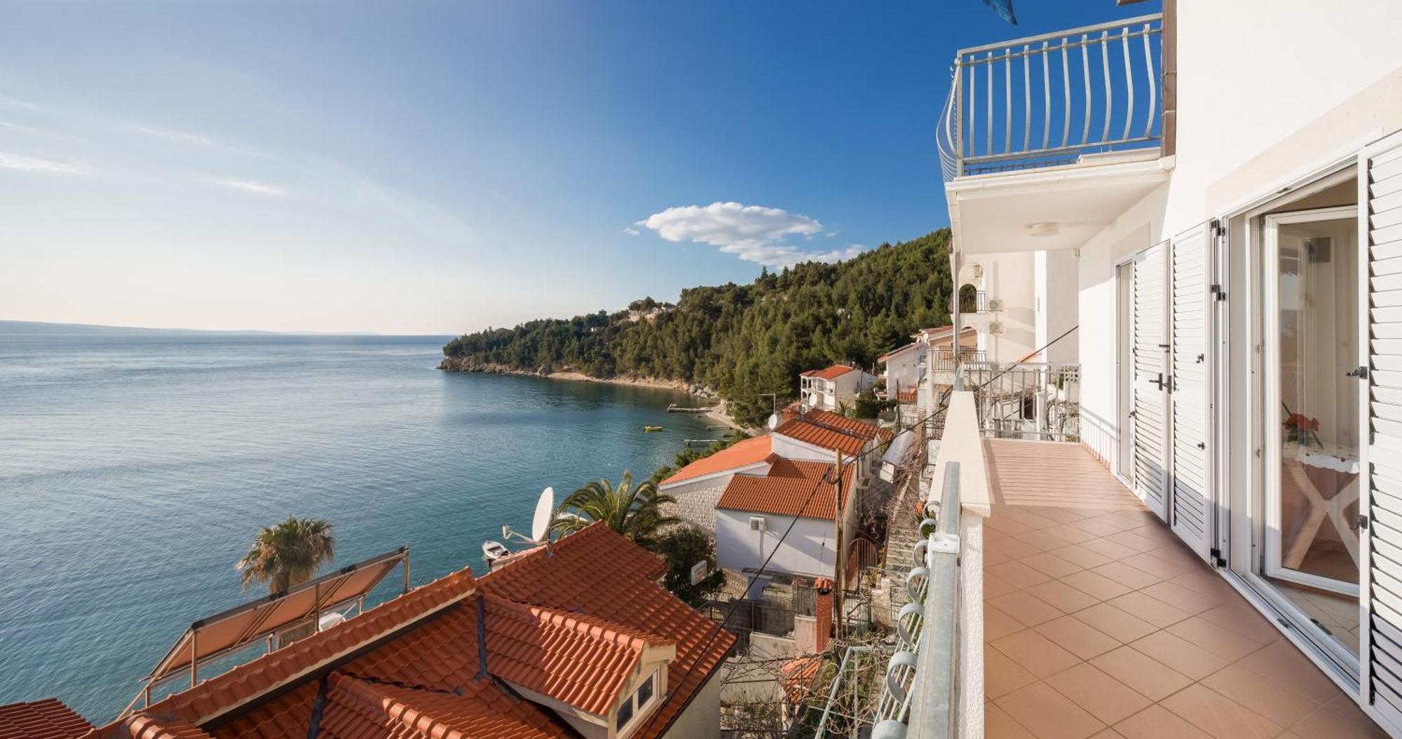 Beach Penthouse Diamond 오미스 객실 사진